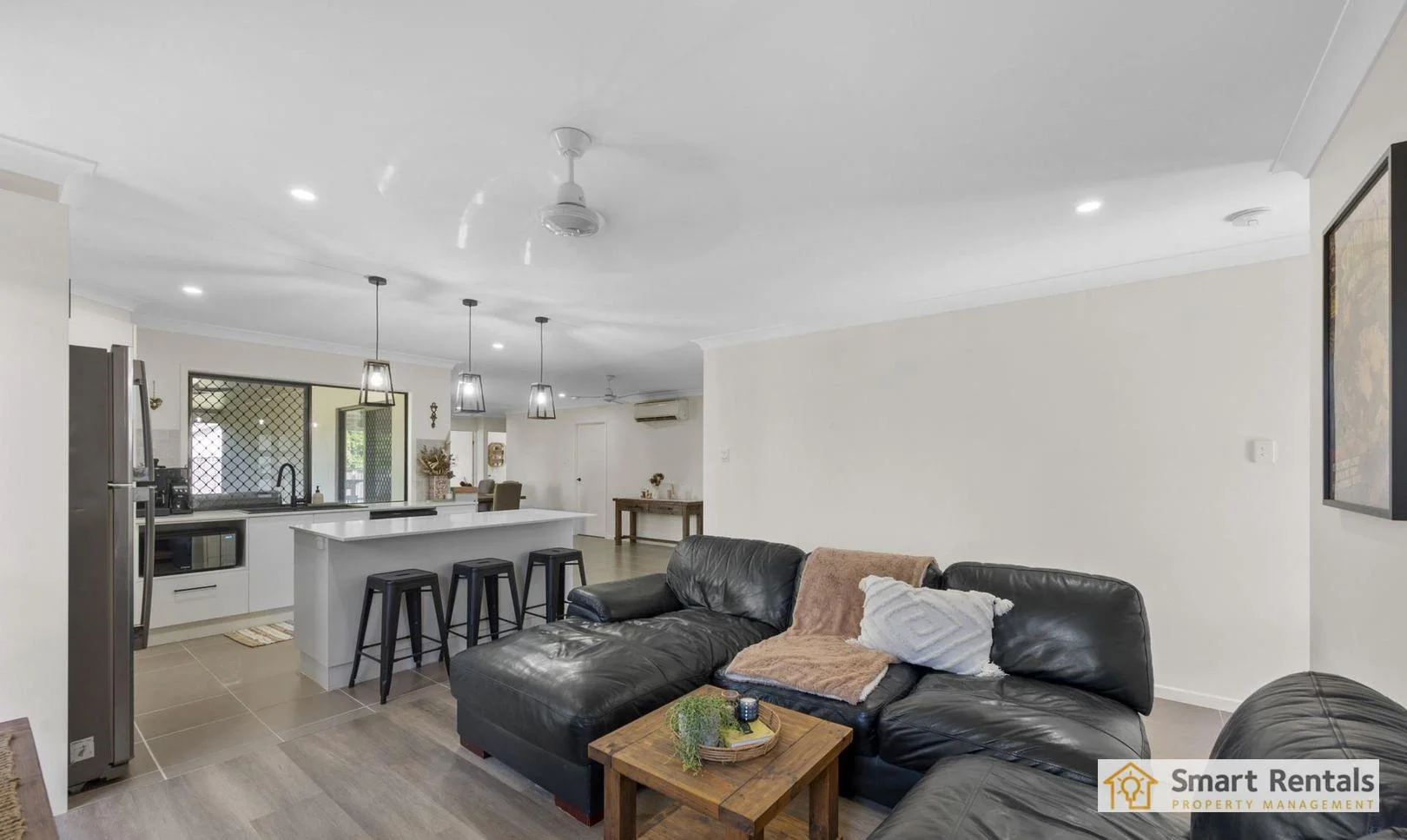 63 Hillock Crescent, Bushland Beach QLD 4818 photo 3