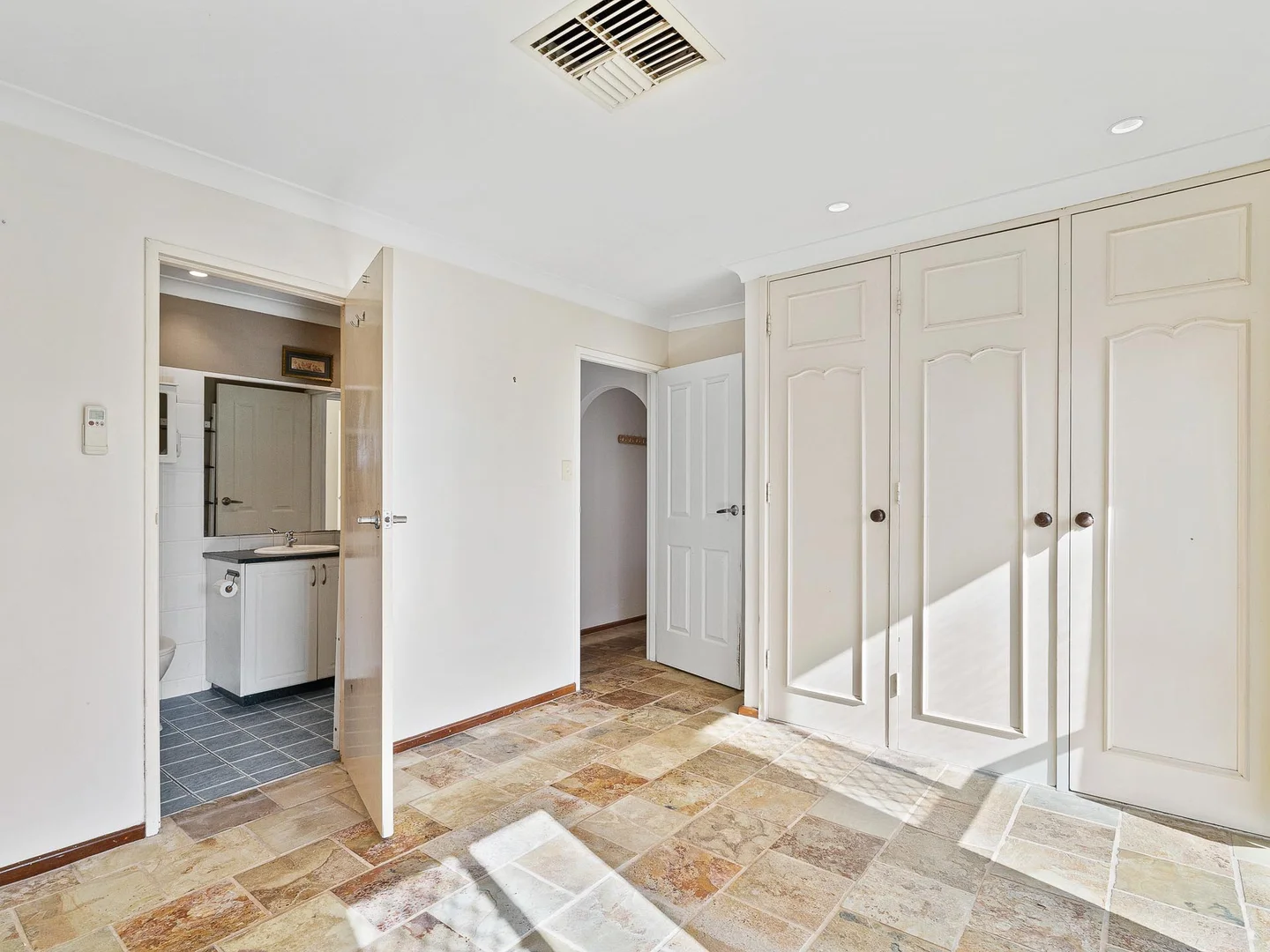 Additional image 4 of 11 Bubara Way, Ferndale WA 6148
