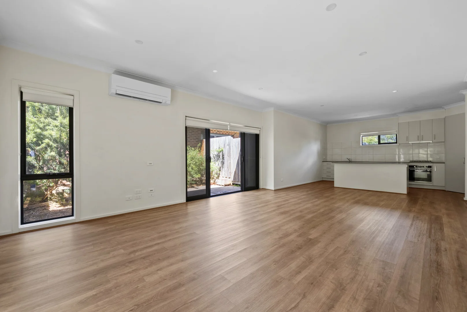 Additional image 2 of 13 Webb Court, Vermont VIC 3133