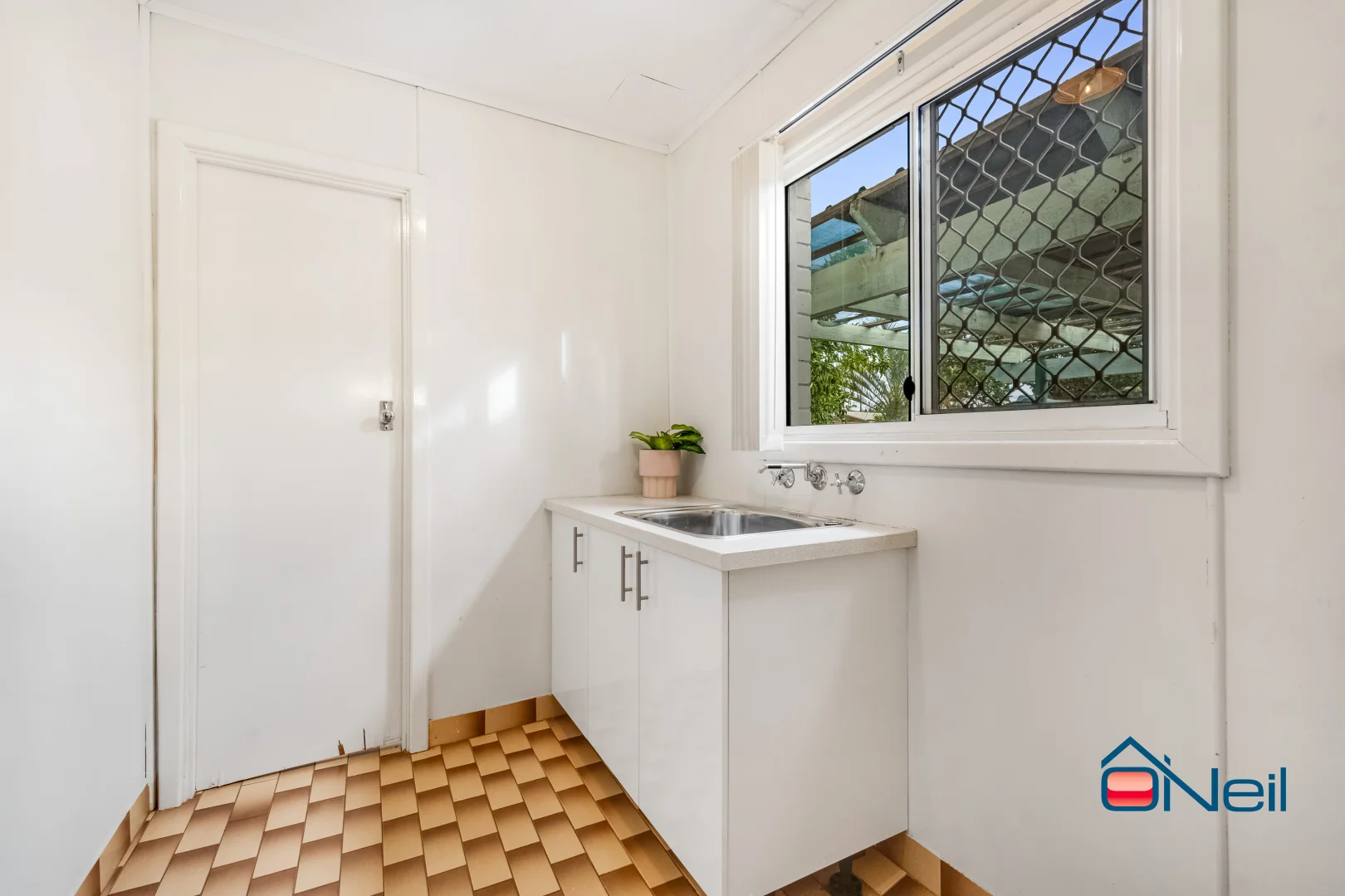 Additional image 9 of 37 Willowmead Way, Kelmscott WA 6111