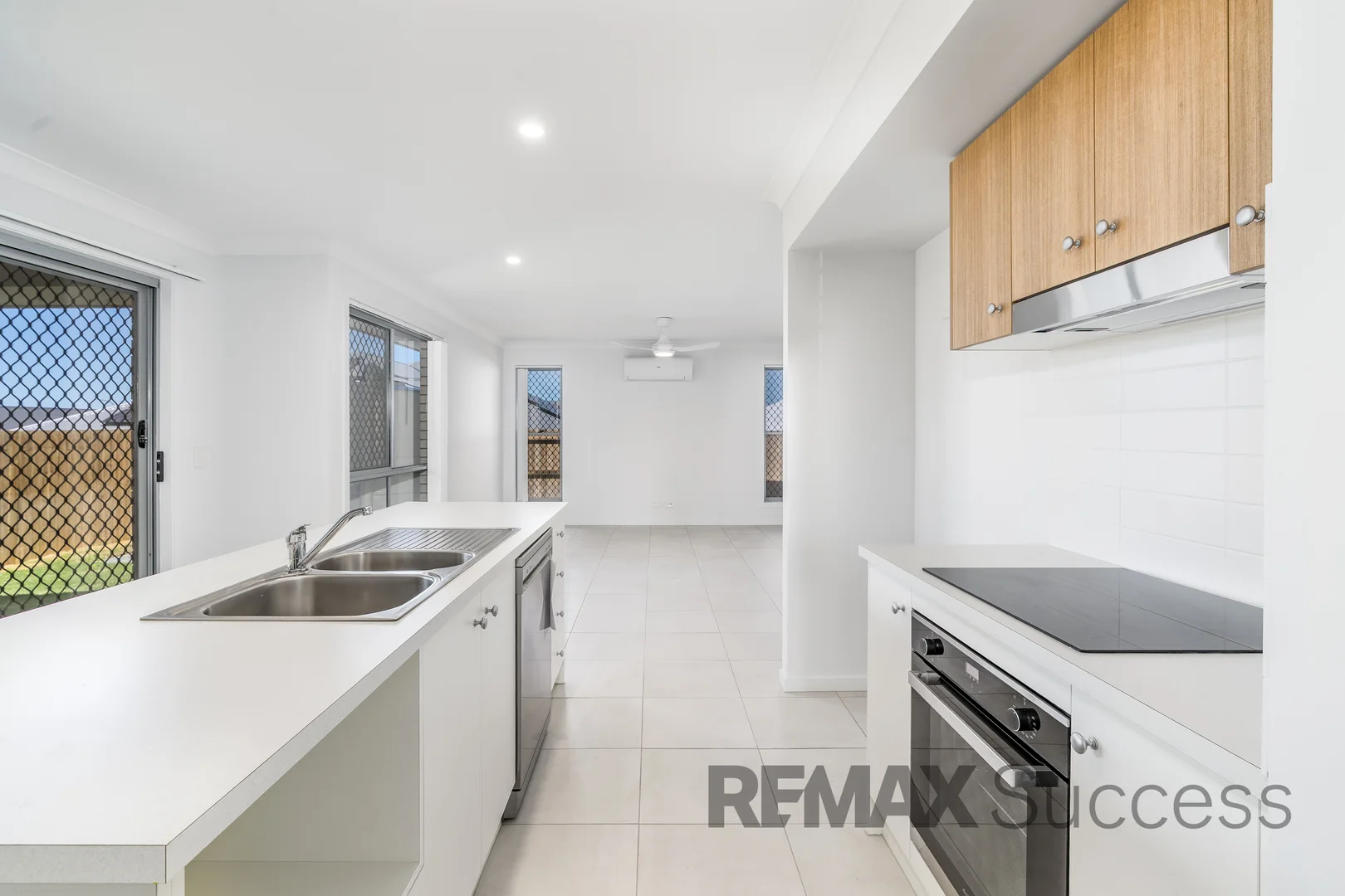1/4 Oriole CRT, Glenvale QLD 4350 photo 3