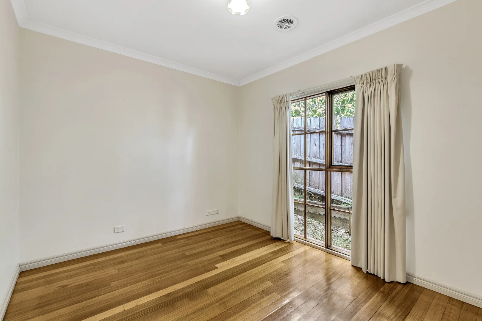 Additional image 4 of 3/15 Cedric Street, Ivanhoe East VIC 3079