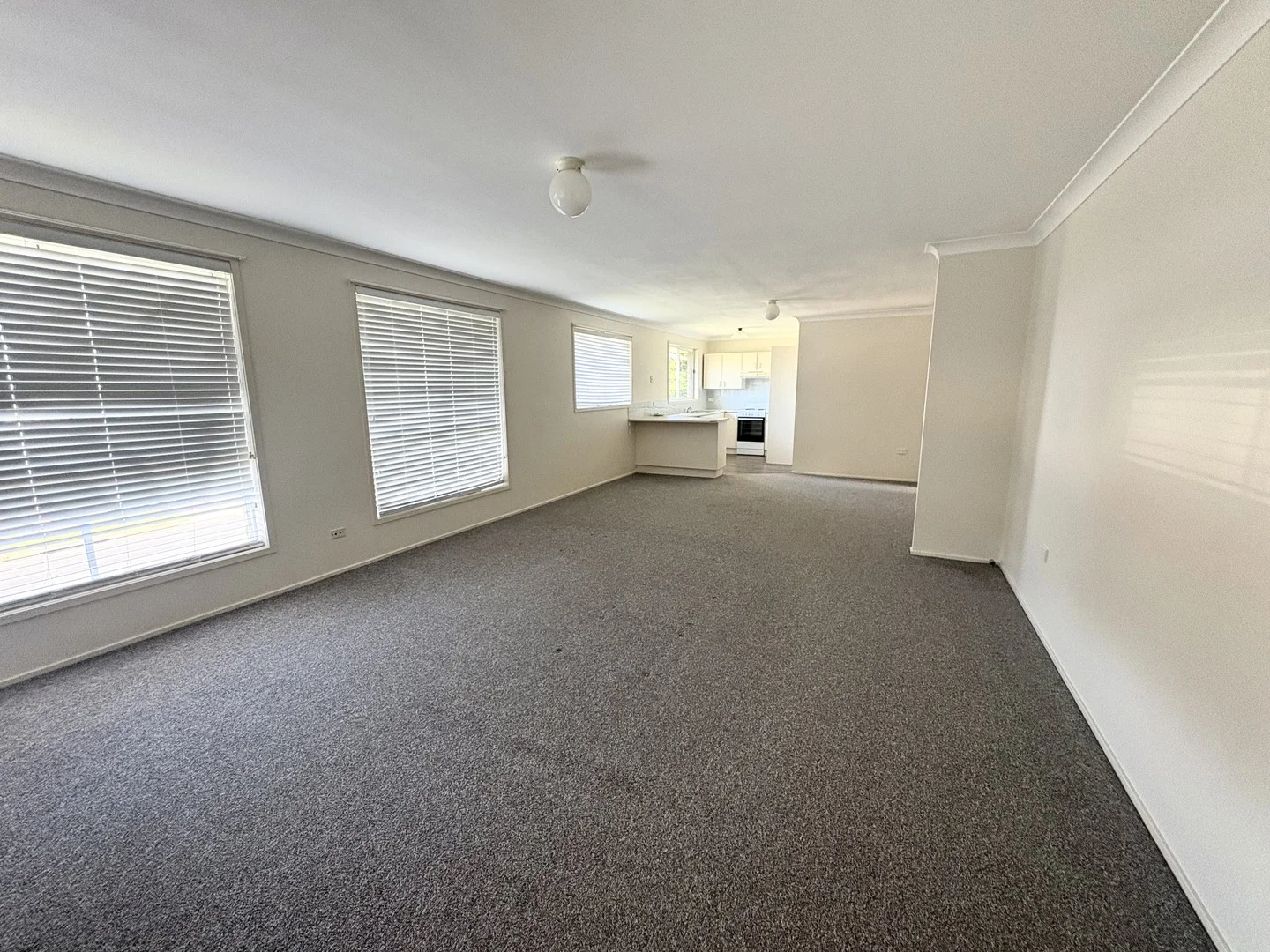 8 Gunbar Road, Taree NSW 2430