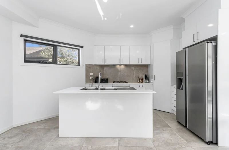 Additional image 3 of 2/34 View Street, Pascoe Vale VIC 3044