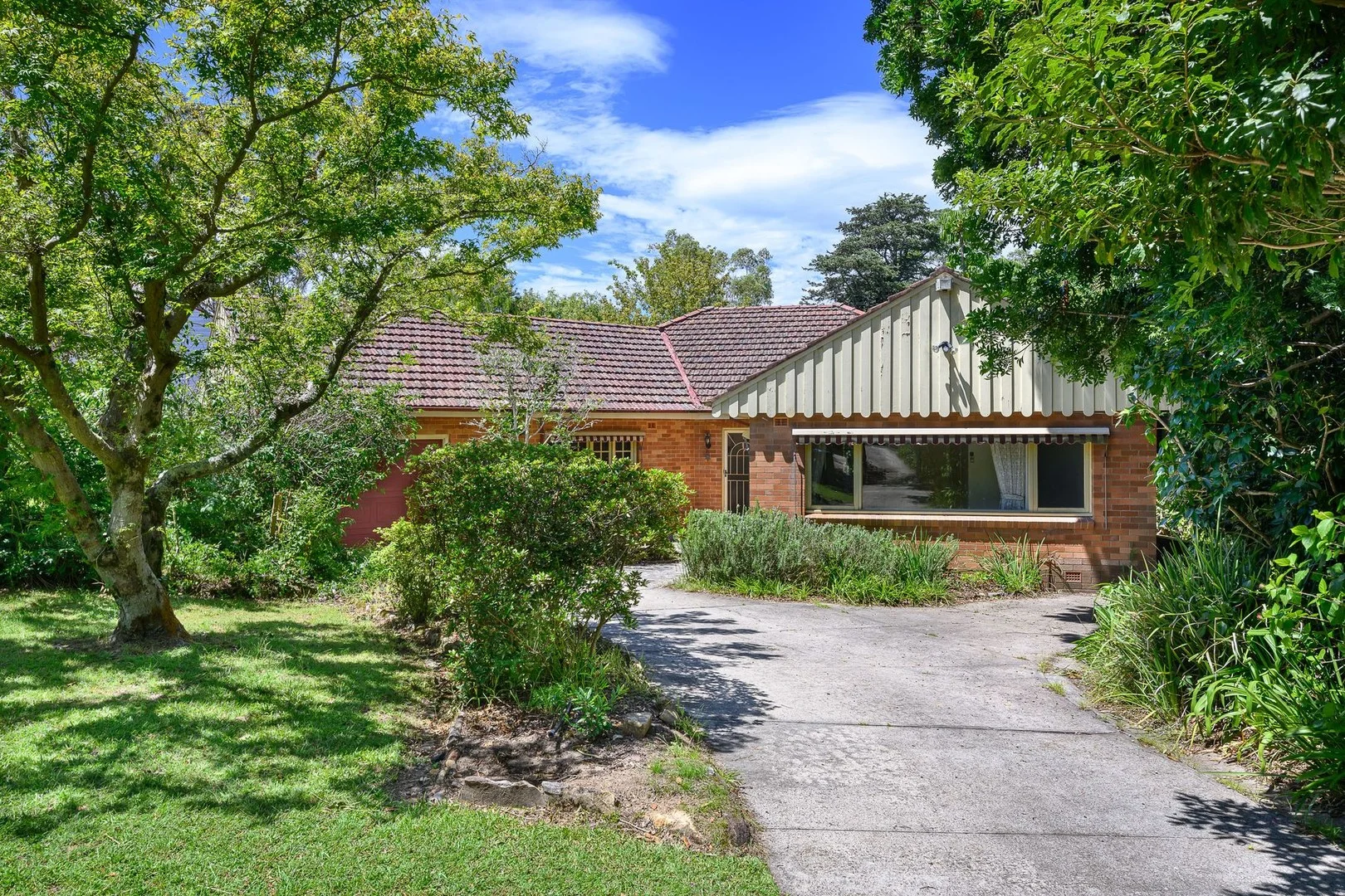 90 Beechworth Road, Pymble NSW 2073