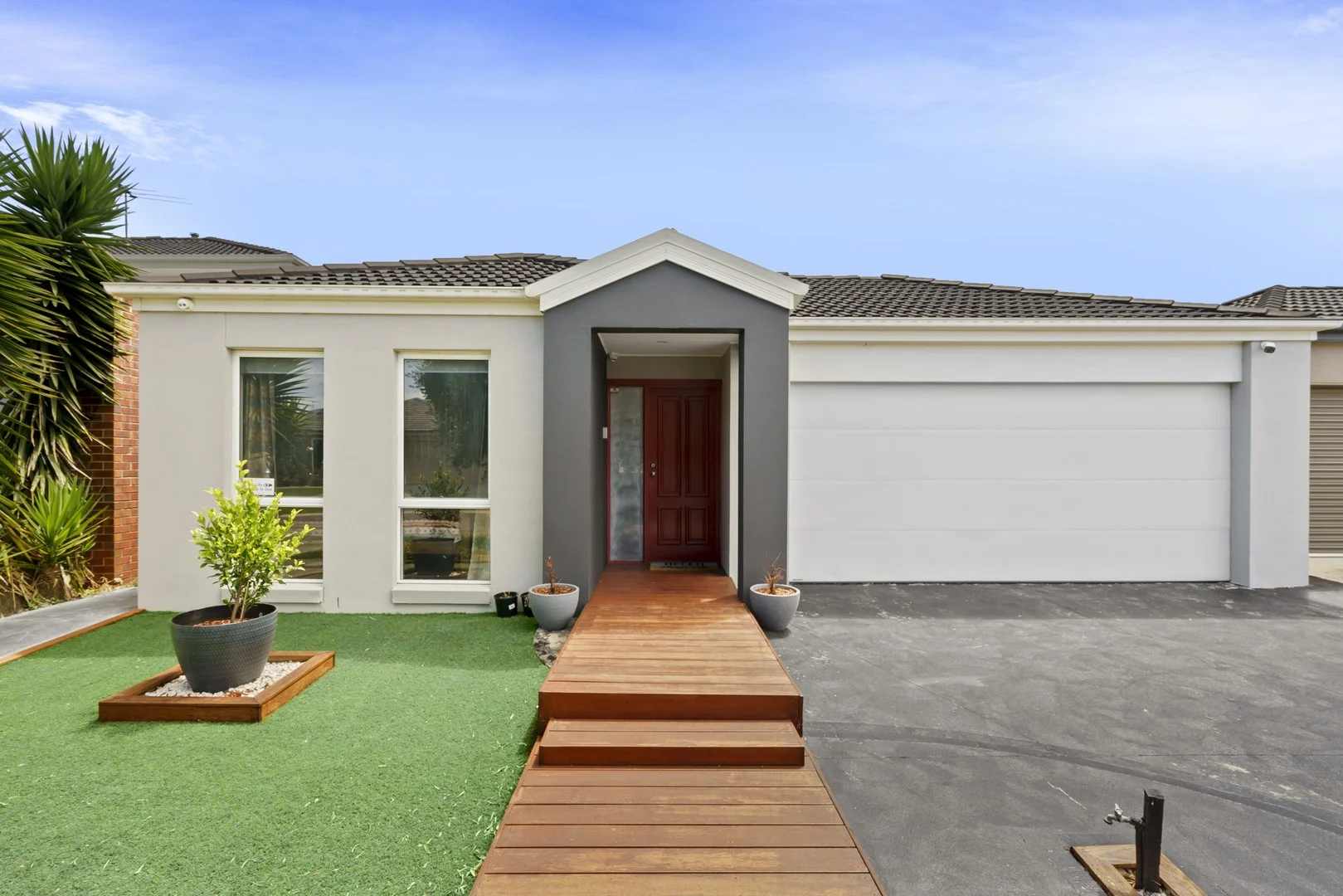 15 Windrest Way, Point Cook VIC 3030