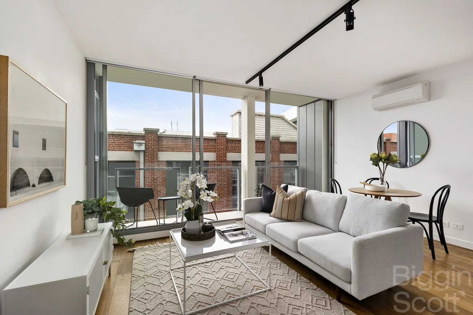 Additional image 2 of 207/12 Trenerry Crescent, Abbotsford VIC 3067