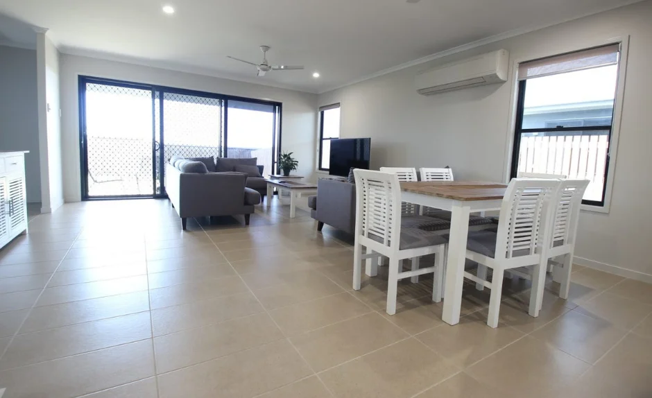 Additional image 6 of 16 Raffia Street, Rural View QLD 4740