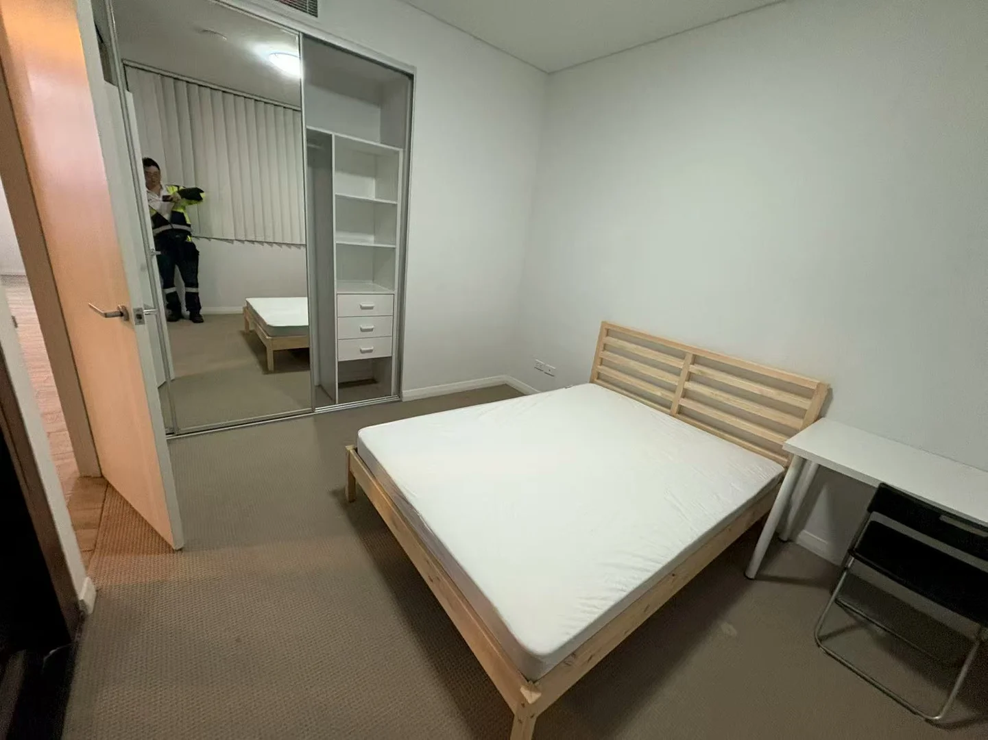 WeChat: KRL119 L1/ 99-101 Dalmeny Ave, Rosebery NSW 2018 photo 5