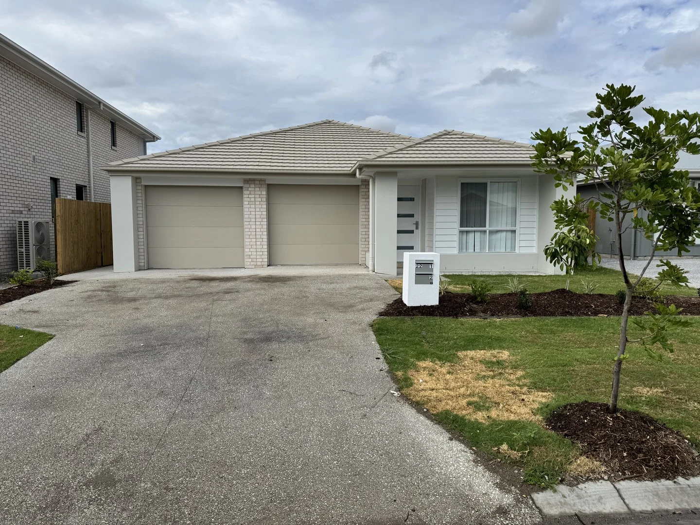 2/22 Rochester St, Hillcrest QLD 4118