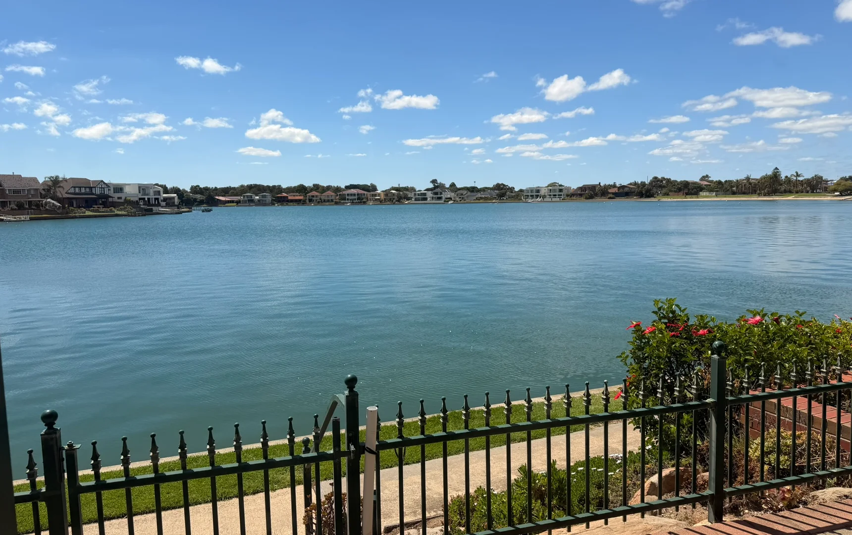 6/4 Siesta Court, West Lakes SA 5021 photo 3