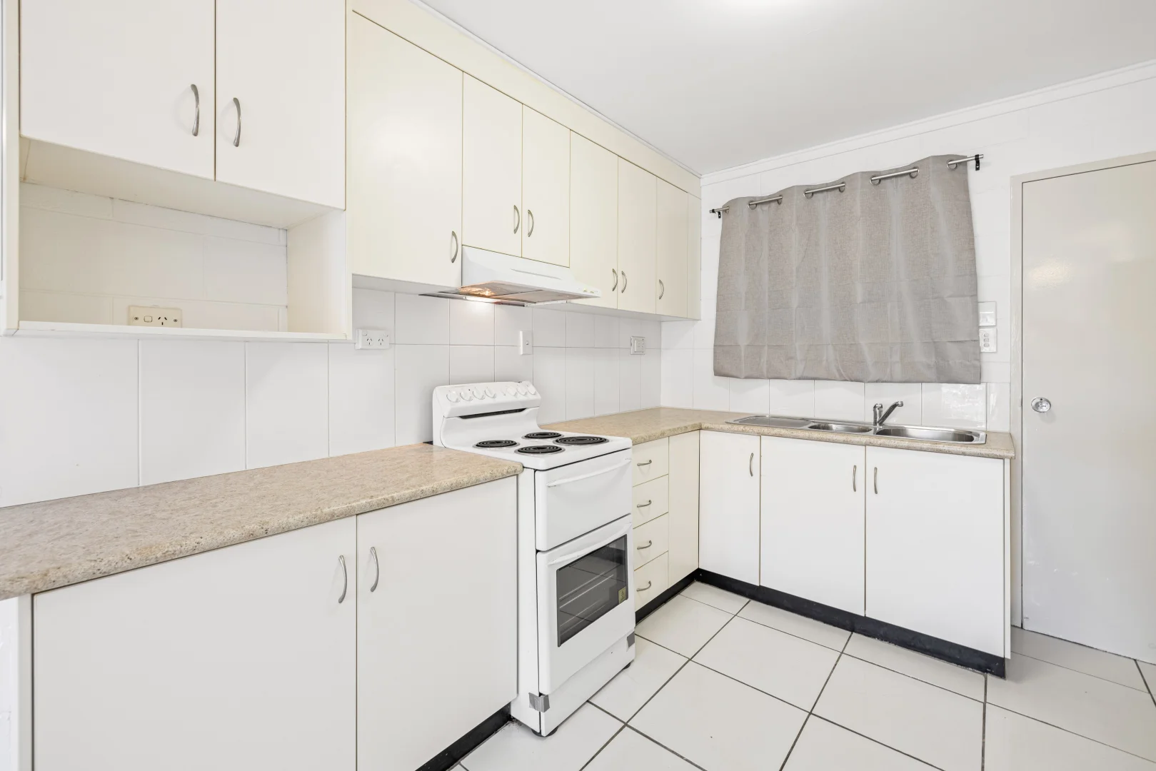 Additional image 2 of 4/26C Upward Street, Cairns North QLD 4870