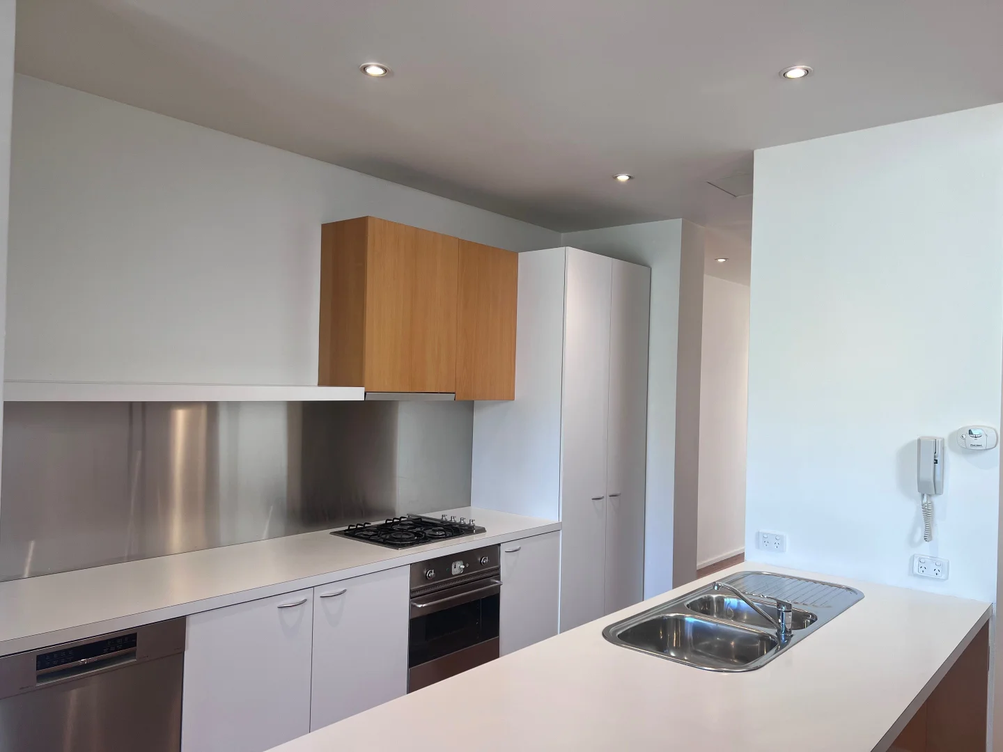 Additional image 2 of 156 Nelson Road, South Melbourne VIC 3205
