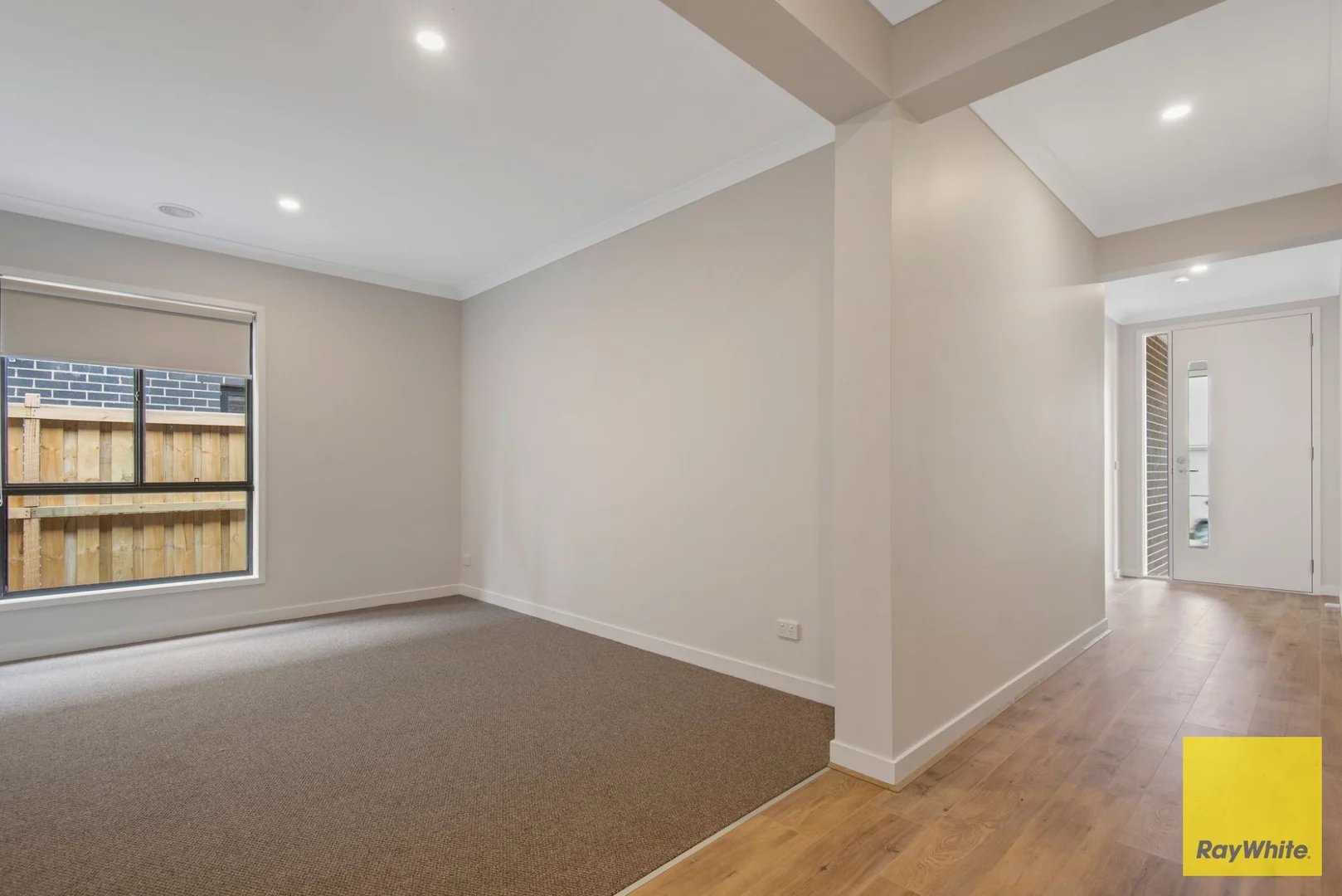 30 Bishopgate Boulevard, Bonnie Brook VIC 3335 photo 3