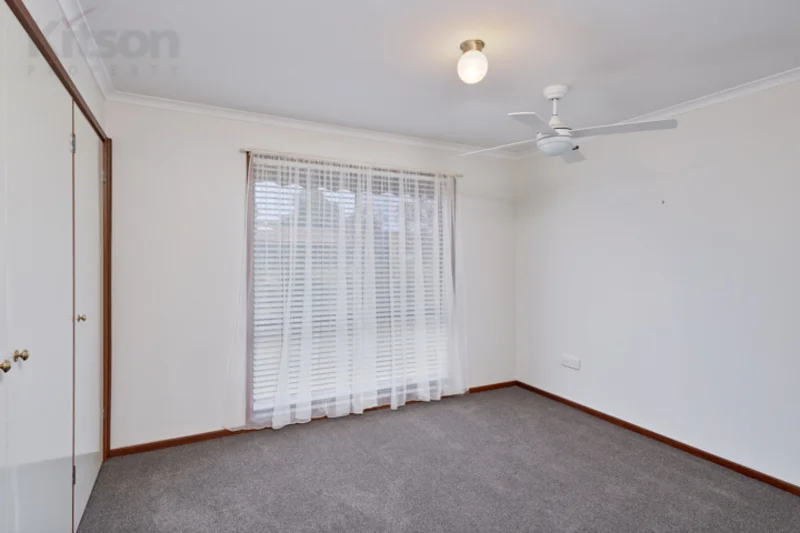 Additional image 5 of 8 Warrambool Crescent, Glenfield Park NSW 2650