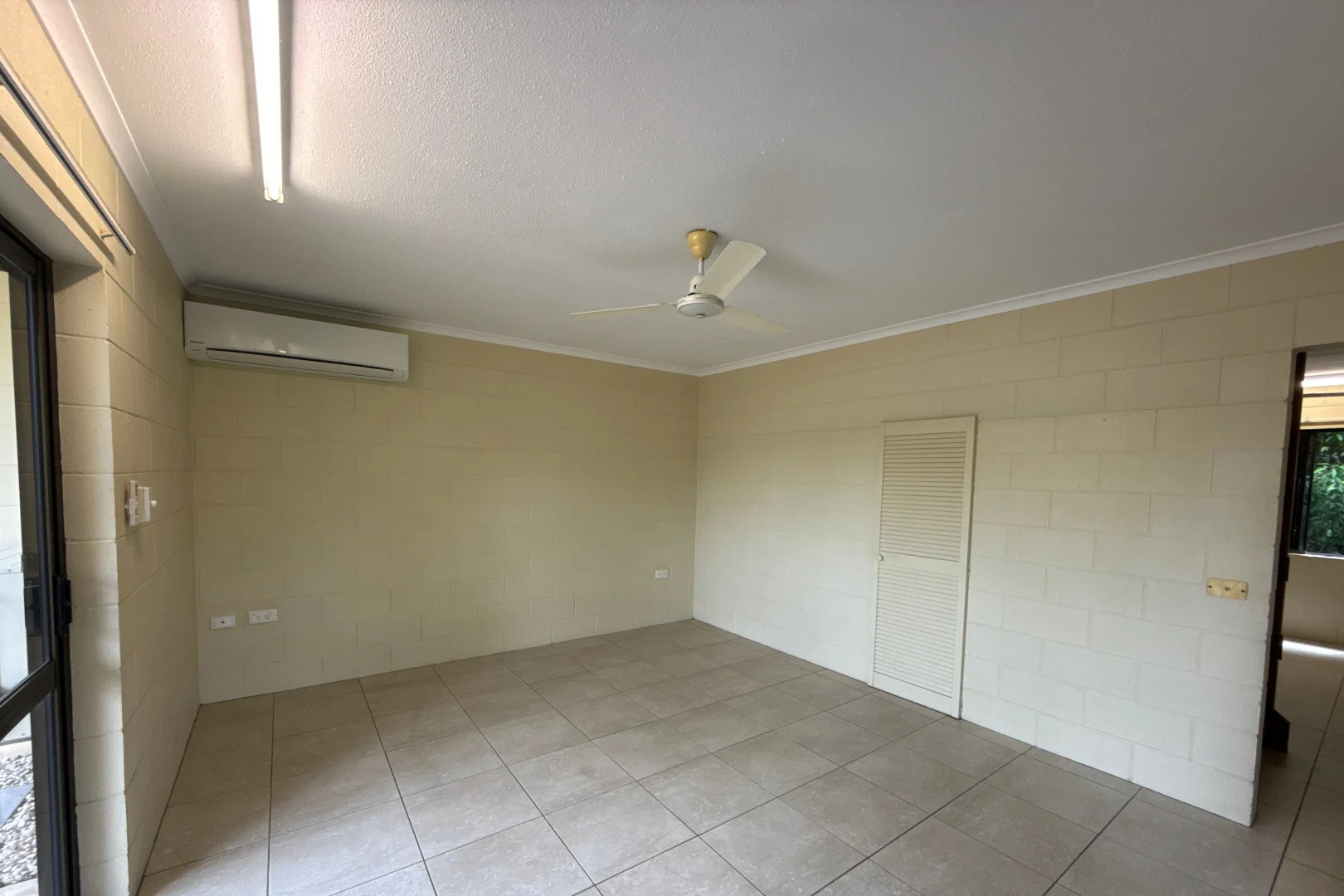 Additional image 2 of Unit 4/59 Reid Road, Wongaling Beach QLD 4852