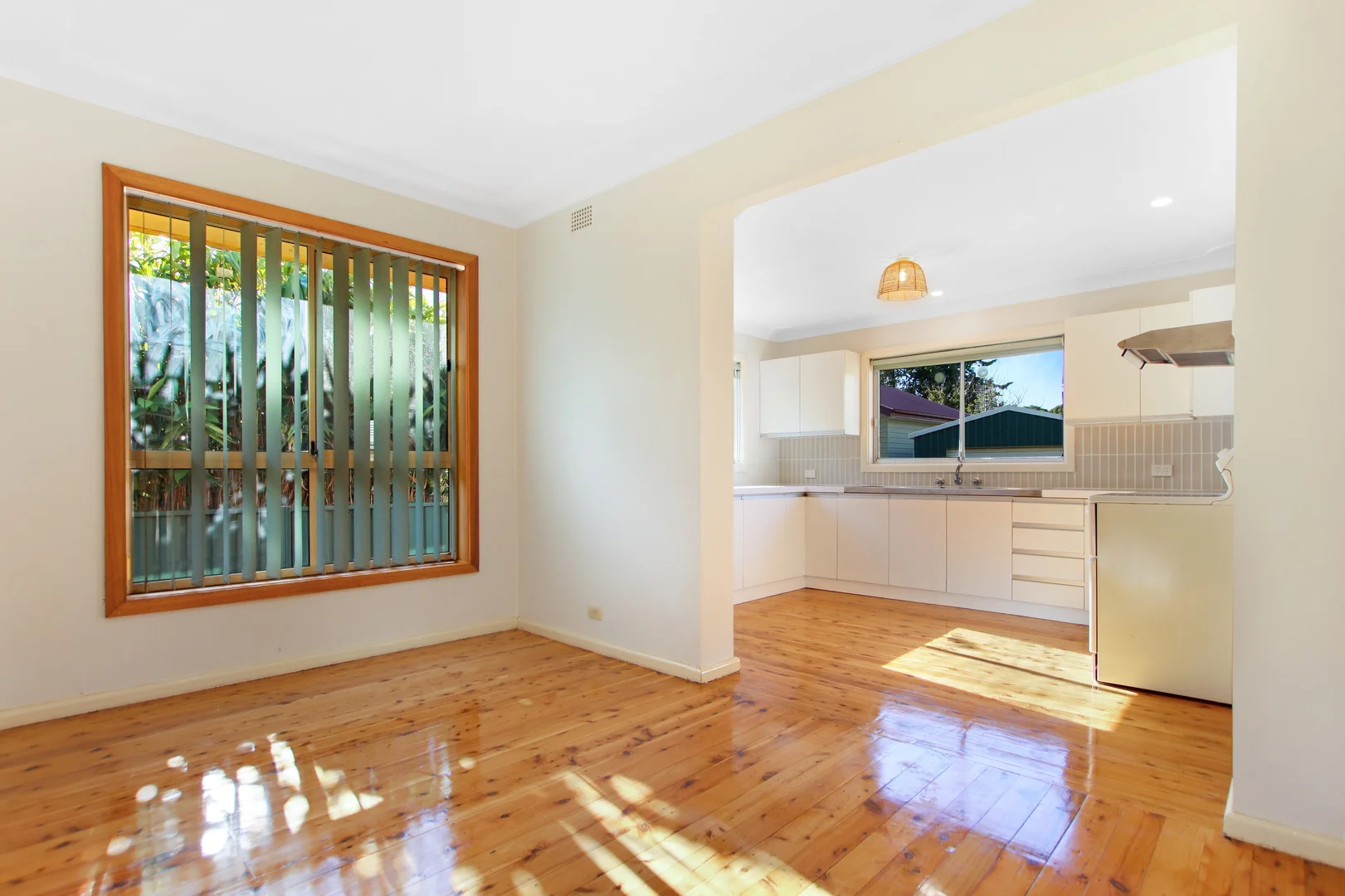 Additional image 5 of 35 Leamington Road, Oak Flats NSW 2529