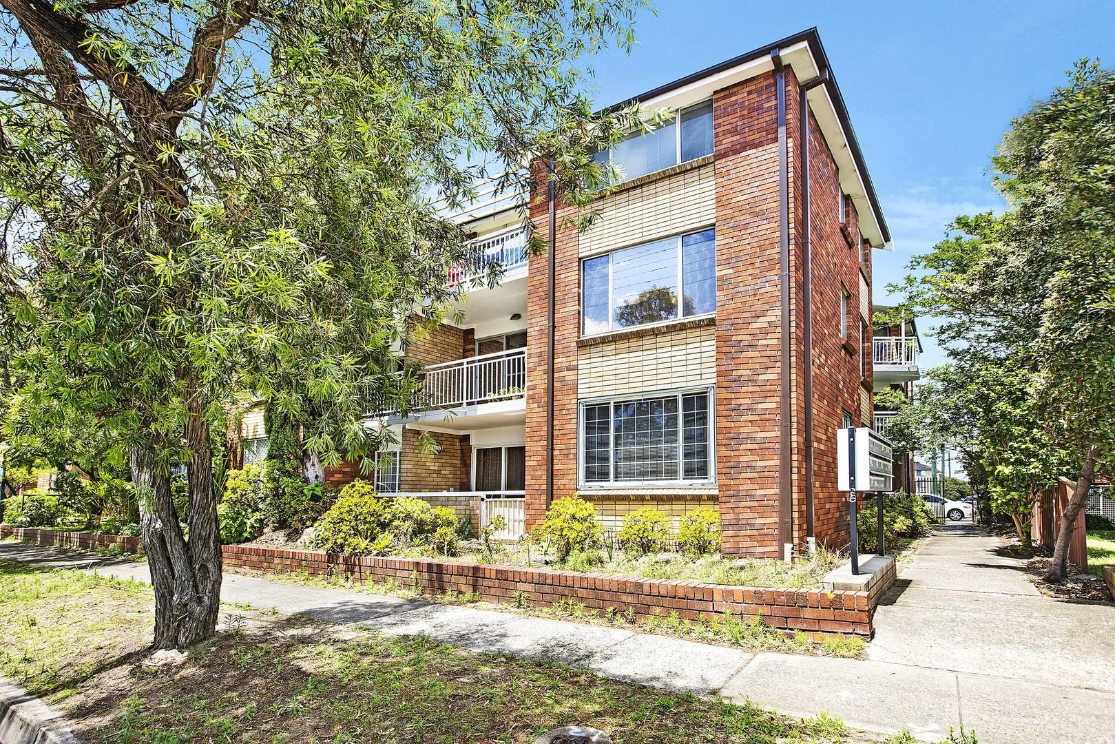 8/287 Gardeners Road, Eastlakes NSW 2018