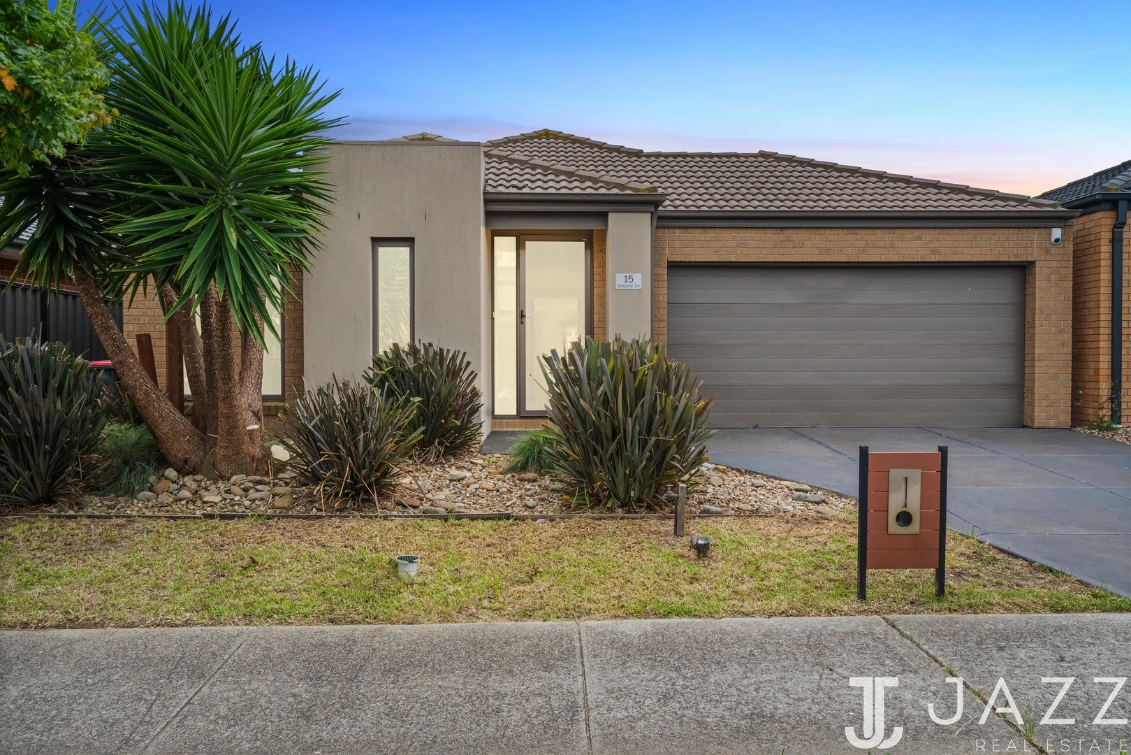 15 Sincere Drive, Point Cook VIC 3030