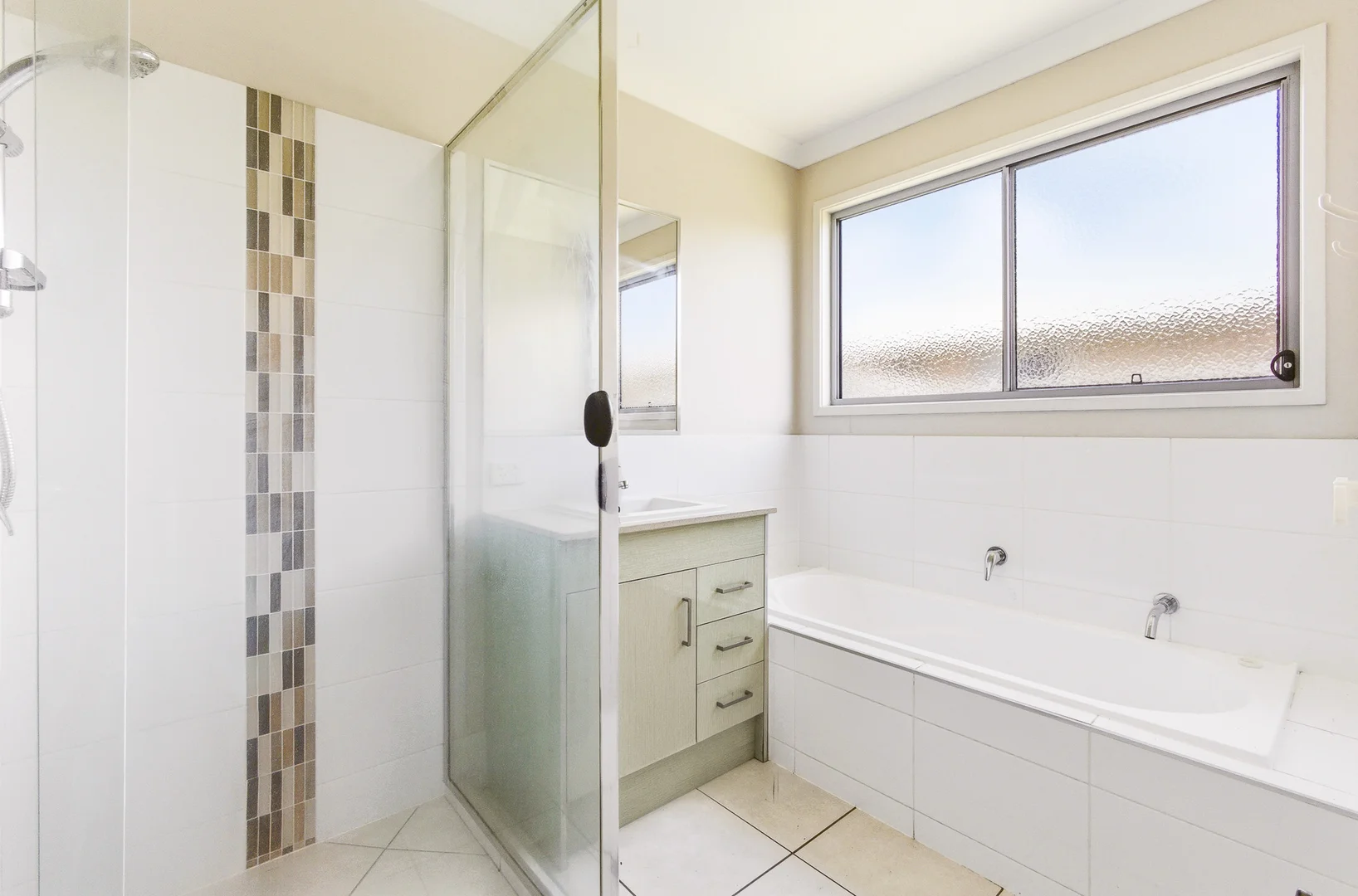 Additional image 3 of 65 Bradman Way, Urangan QLD 4655
