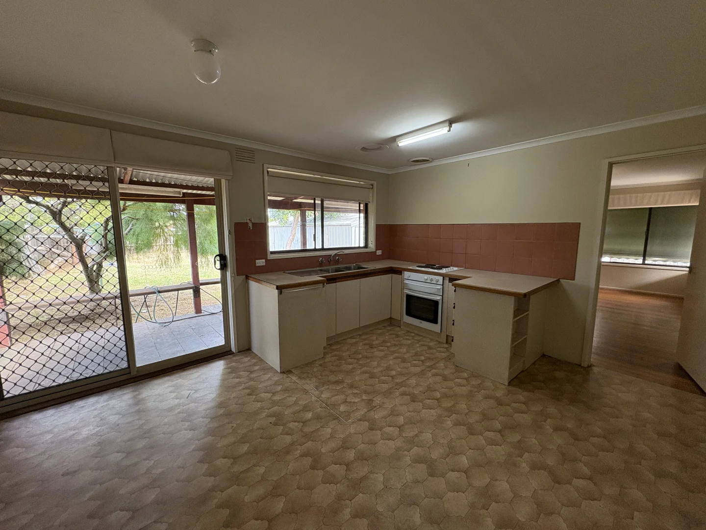 Additional image 3 of 28 Marklin Street, Cranbourne VIC 3977