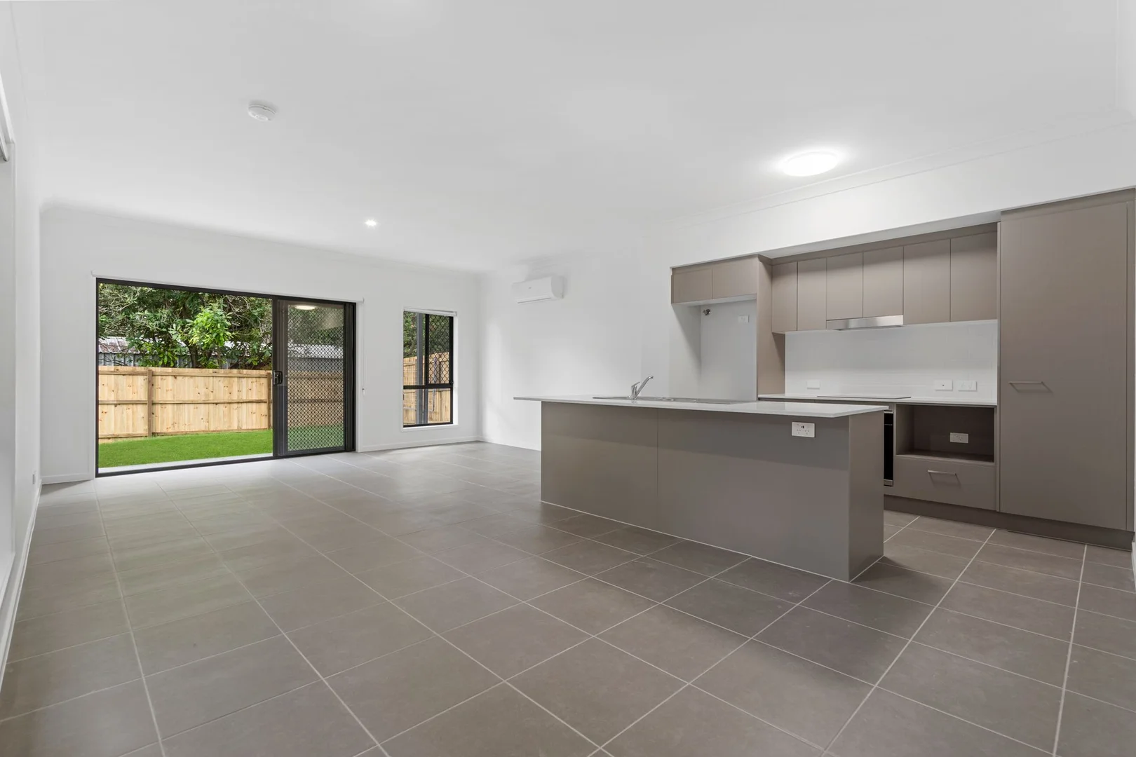Additional image 2 of 37 Grovely Terrace, Mitchelton QLD 4053