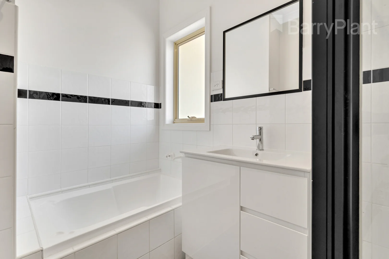 Additional image 13 of 2/132 St Vigeons Road, Reservoir VIC 3073