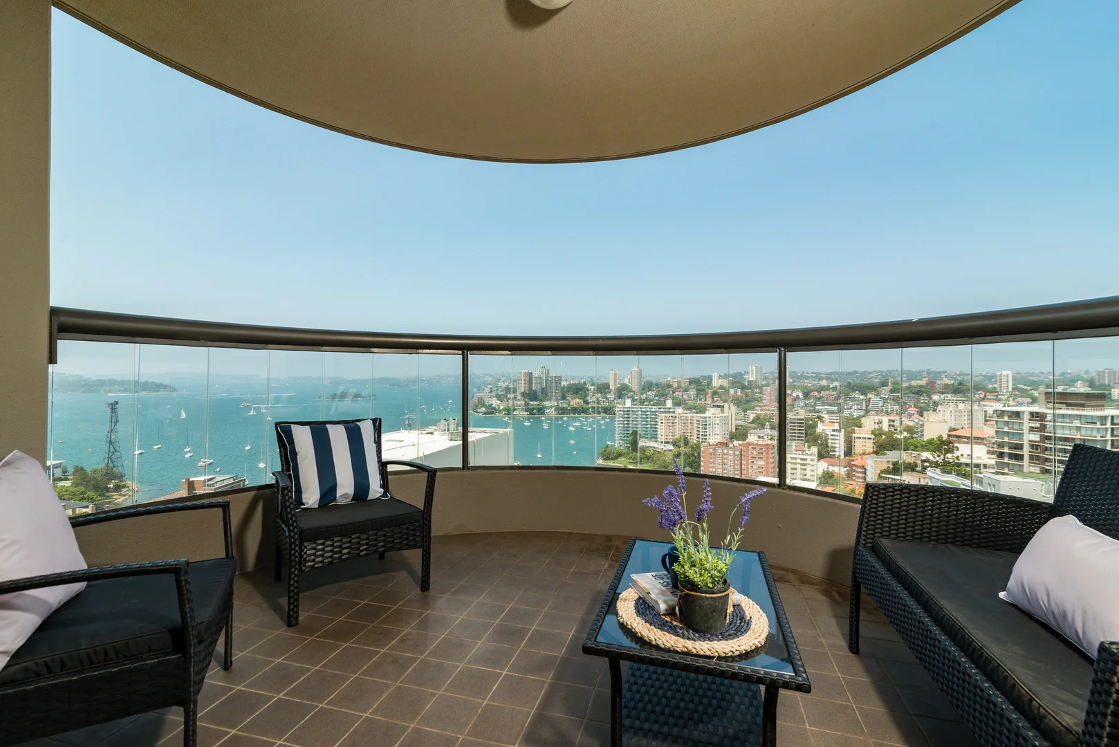 Additional image 3 of 1306/7 Rockwall Crescent, Potts Point NSW 2011