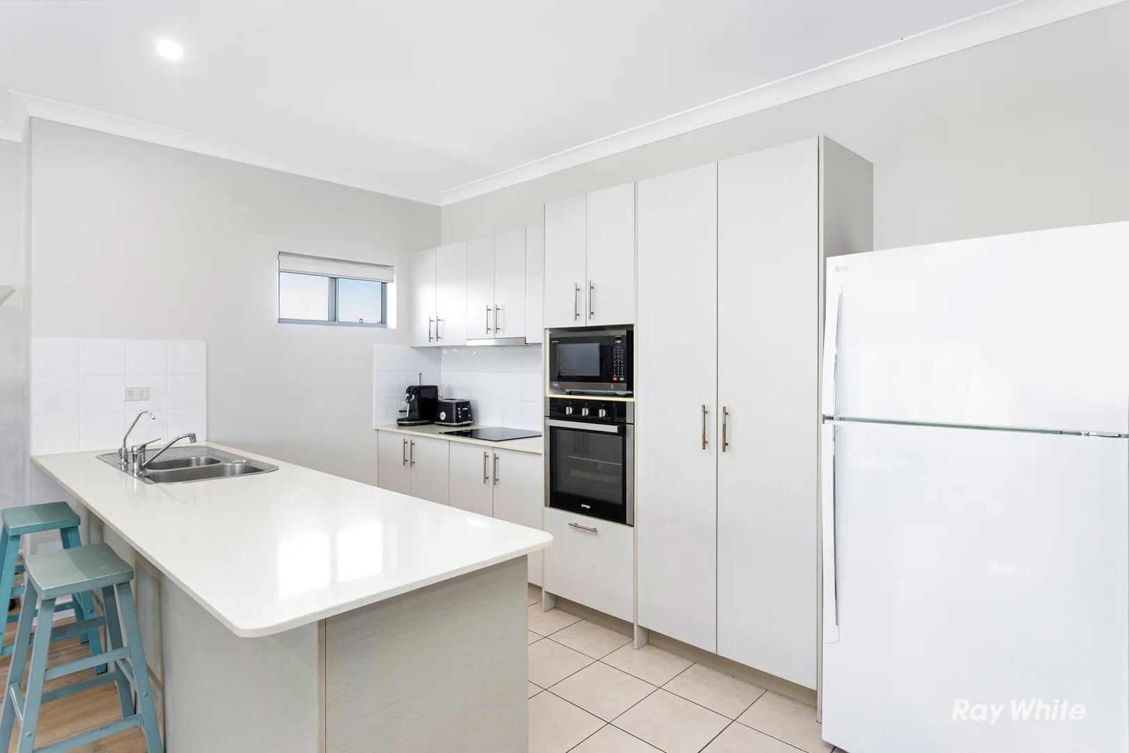 Additional image 4 of 20/39 Scenic Highway, Cooee Bay QLD 4703