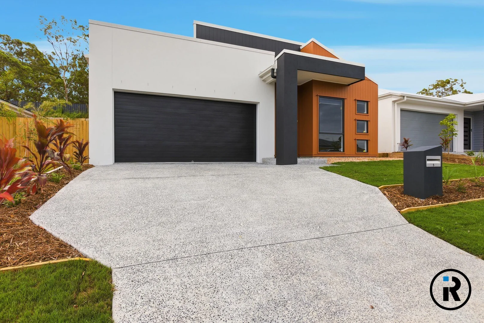 Additional image 2 of 5 Bliss Court, Bethania QLD 4205