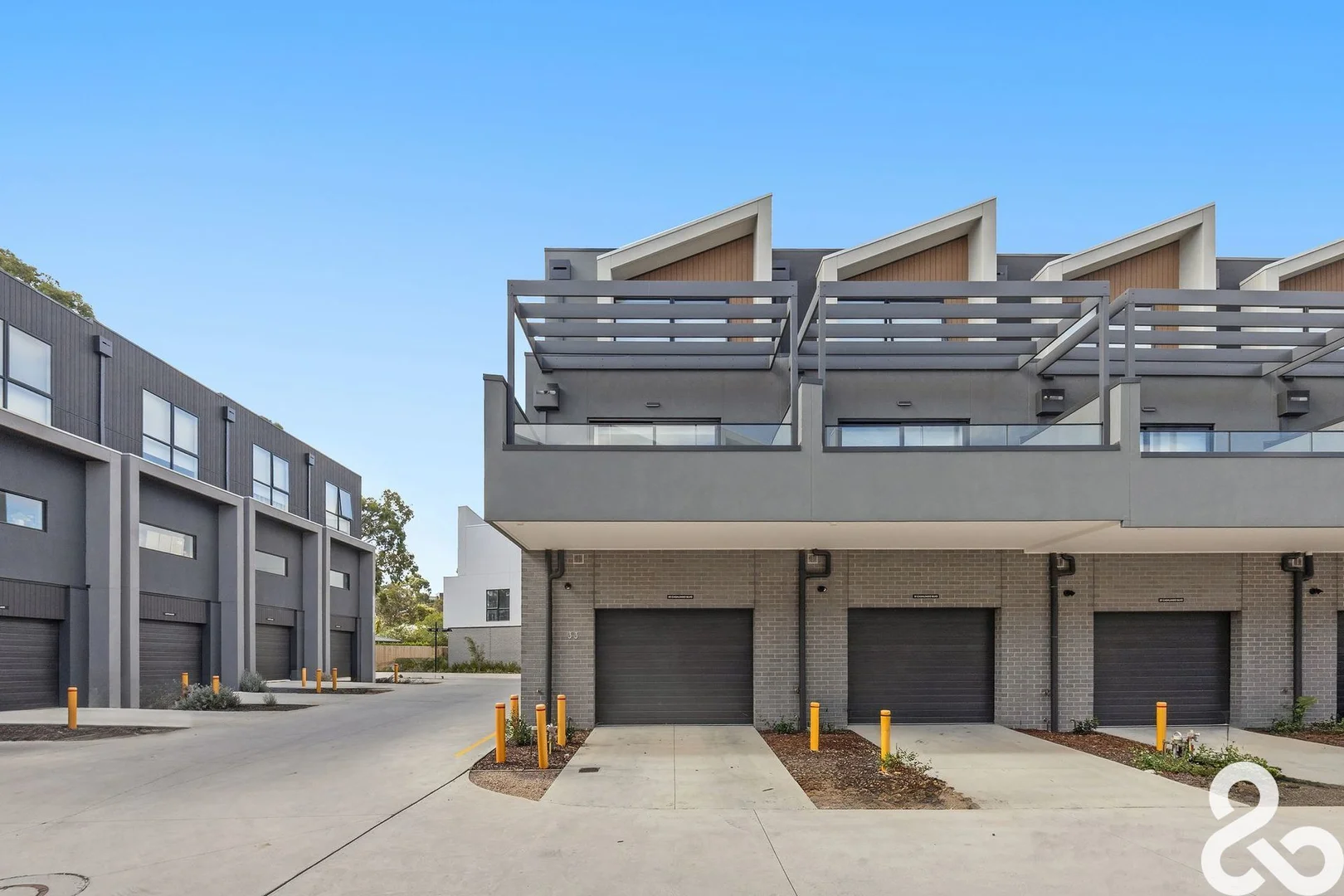 Additional image 2 of 33 Casalingo Boulevard, Mill Park VIC 3082