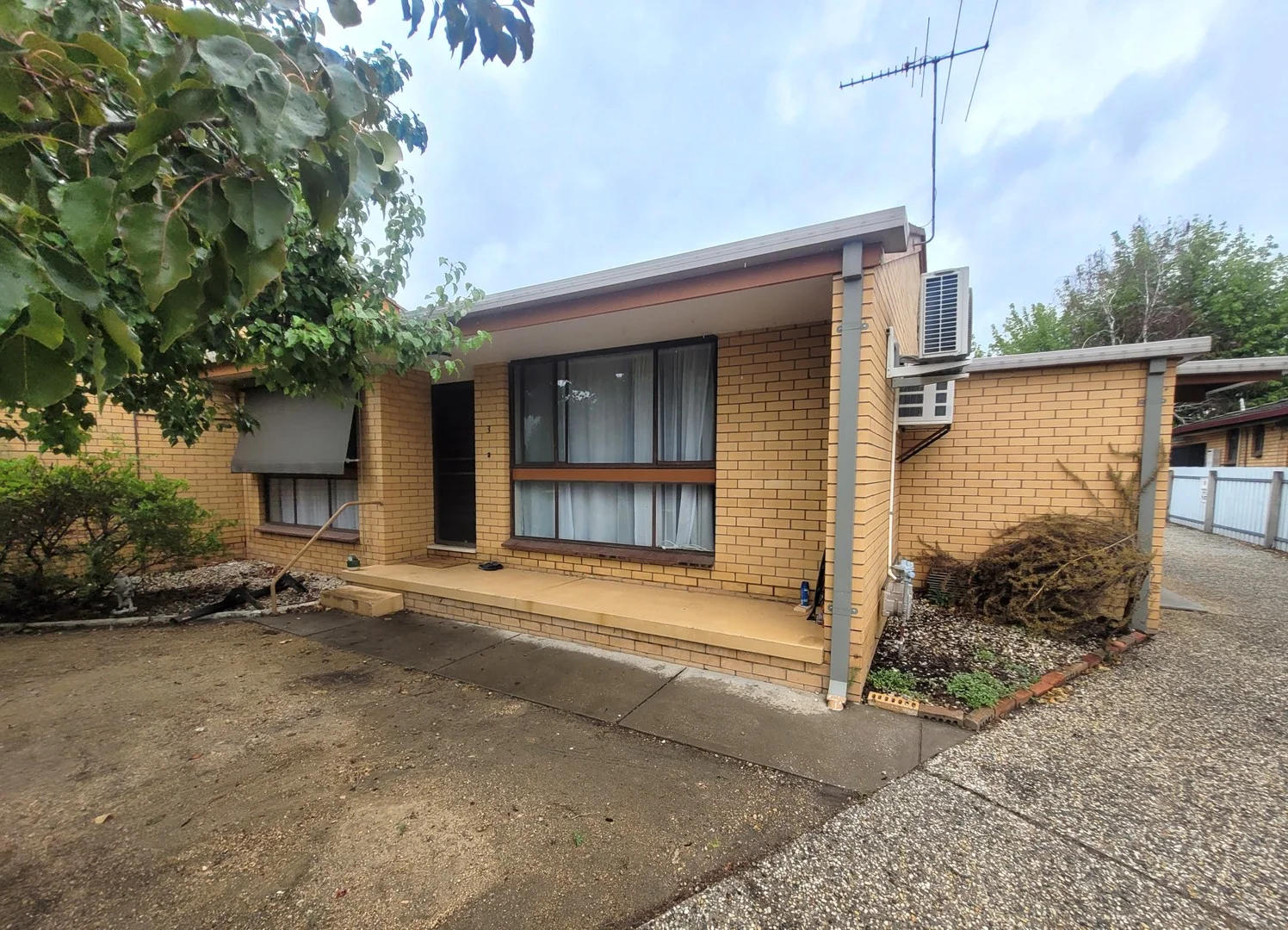 3/561 Woodbury Court, Lavington NSW 2641