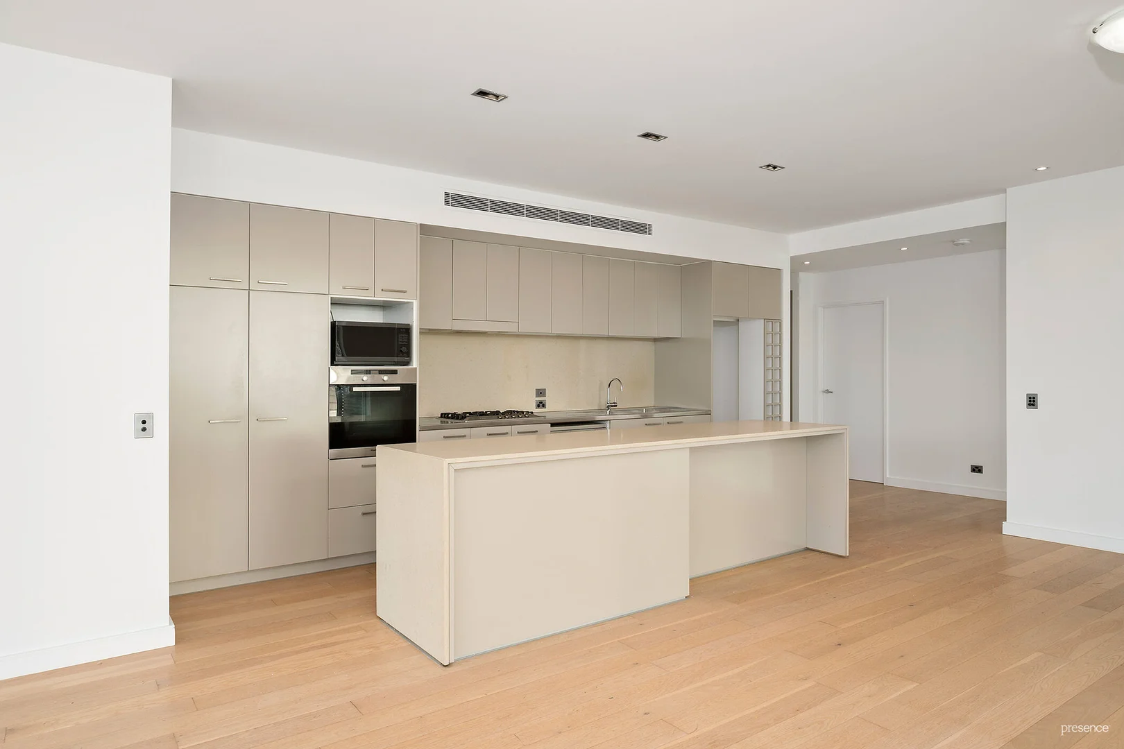 Additional image 5 of 304/5 Honeysuckle Drive, Newcastle NSW 2300