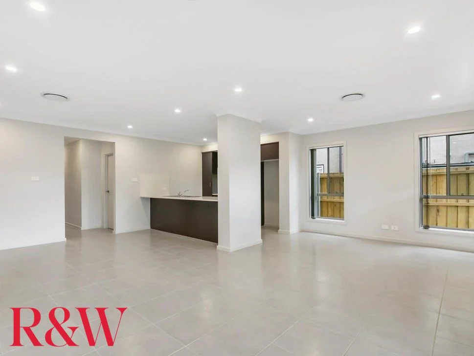 49 Heathland Ave, Schofields NSW 2762 photo 2