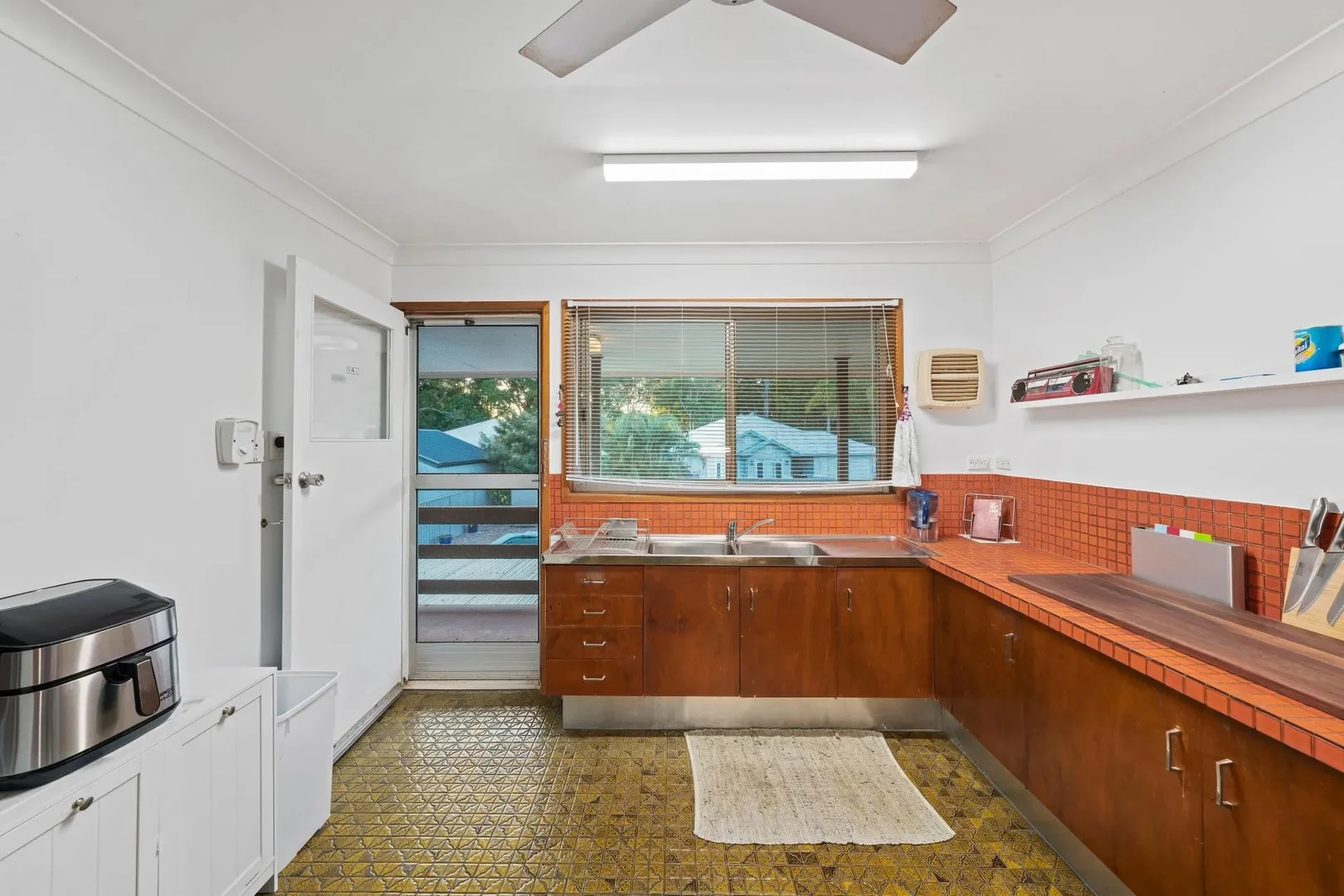 Additional image 4 of 95 Main Street, Redland Bay QLD 4165