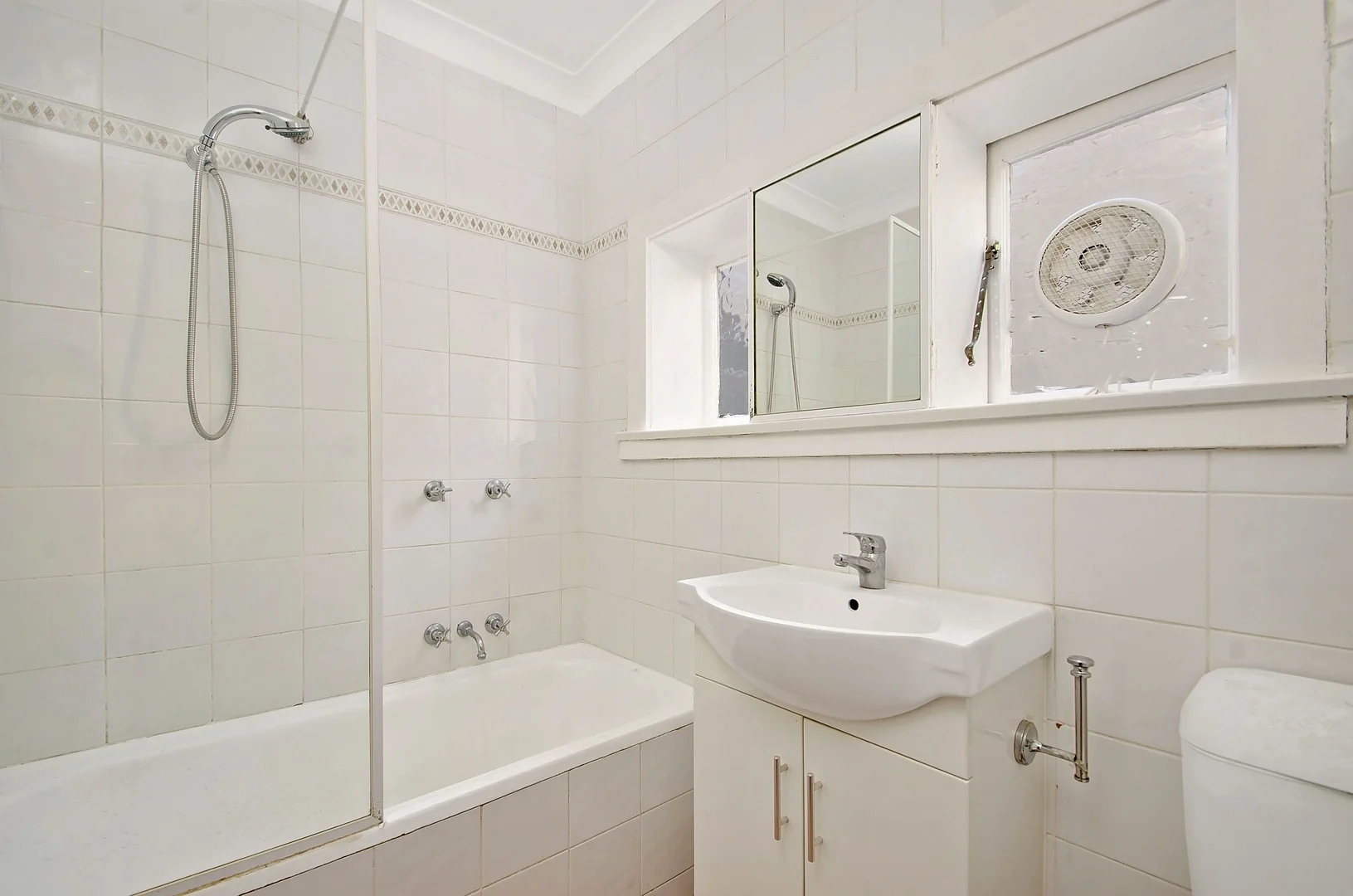 Additional image 4 of 2/223 Military Road, Cremorne NSW 2090