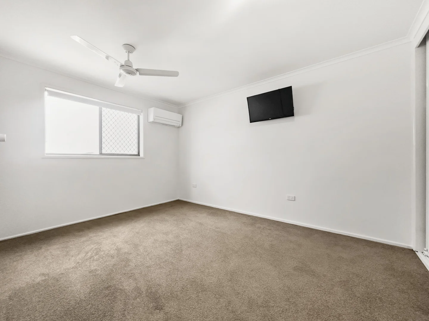 Additional image 5 of 6/318 Esplanade, Scarness QLD 4655