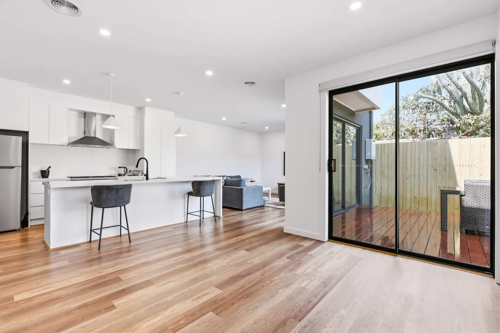Additional image 3 of 2A Kingswood Road, Cheltenham VIC 3192