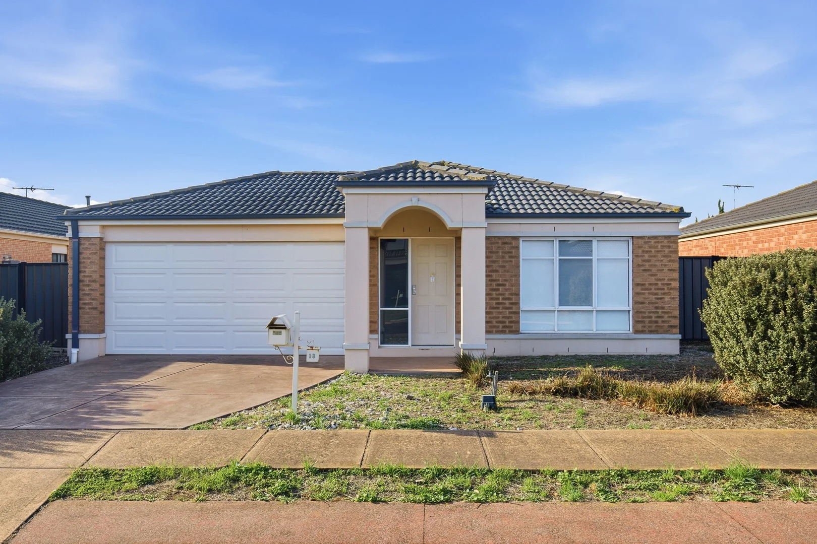 18 Dexter Grove, Point Cook VIC 3030