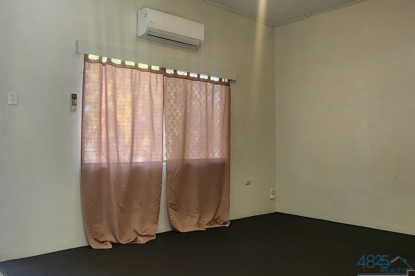 Additional image 4 of 1/12 Smith Street, Mount Isa QLD 4825