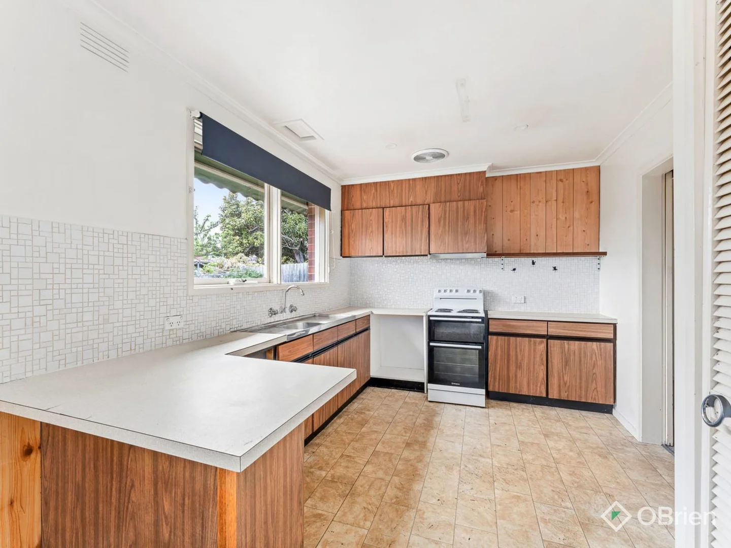 3 Benelong Crescent, Seaford VIC 3198 photo 3