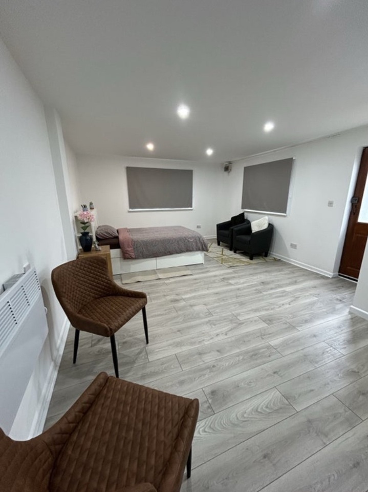 Studio Flat, Wootton, OX13, N1 7GU photo 4
