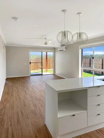 Additional image 3 of 343 Eagle Street, Collingwood Park QLD 4301