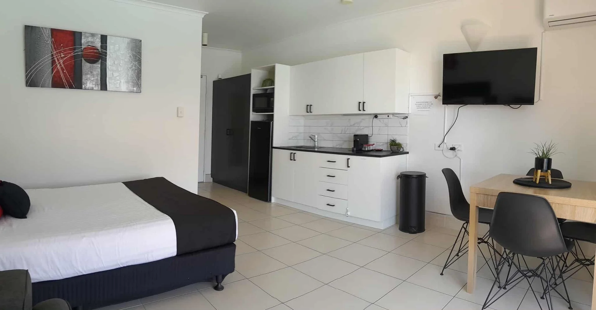 213/6 Beach Rd, Dolphin Heads QLD 4740
