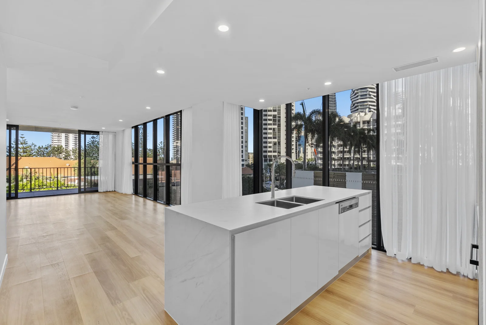 Additional image 4 of 7/8 Jubilee Avenue, Broadbeach QLD 4218