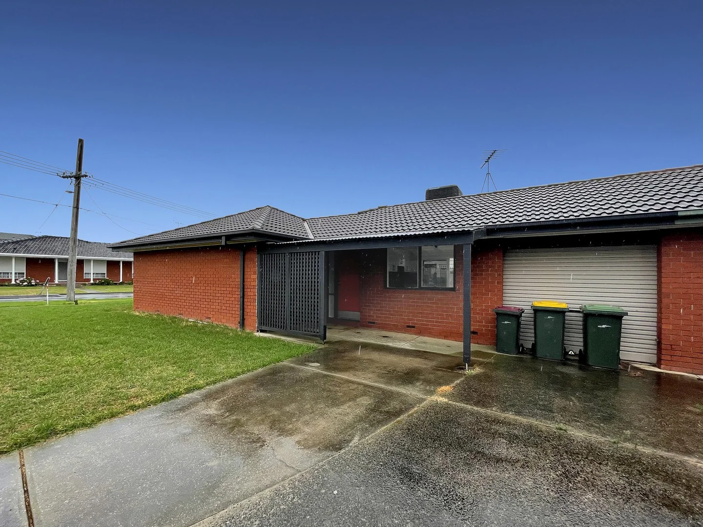 1/2 Nanworen Crescent, Bell Park VIC 3215