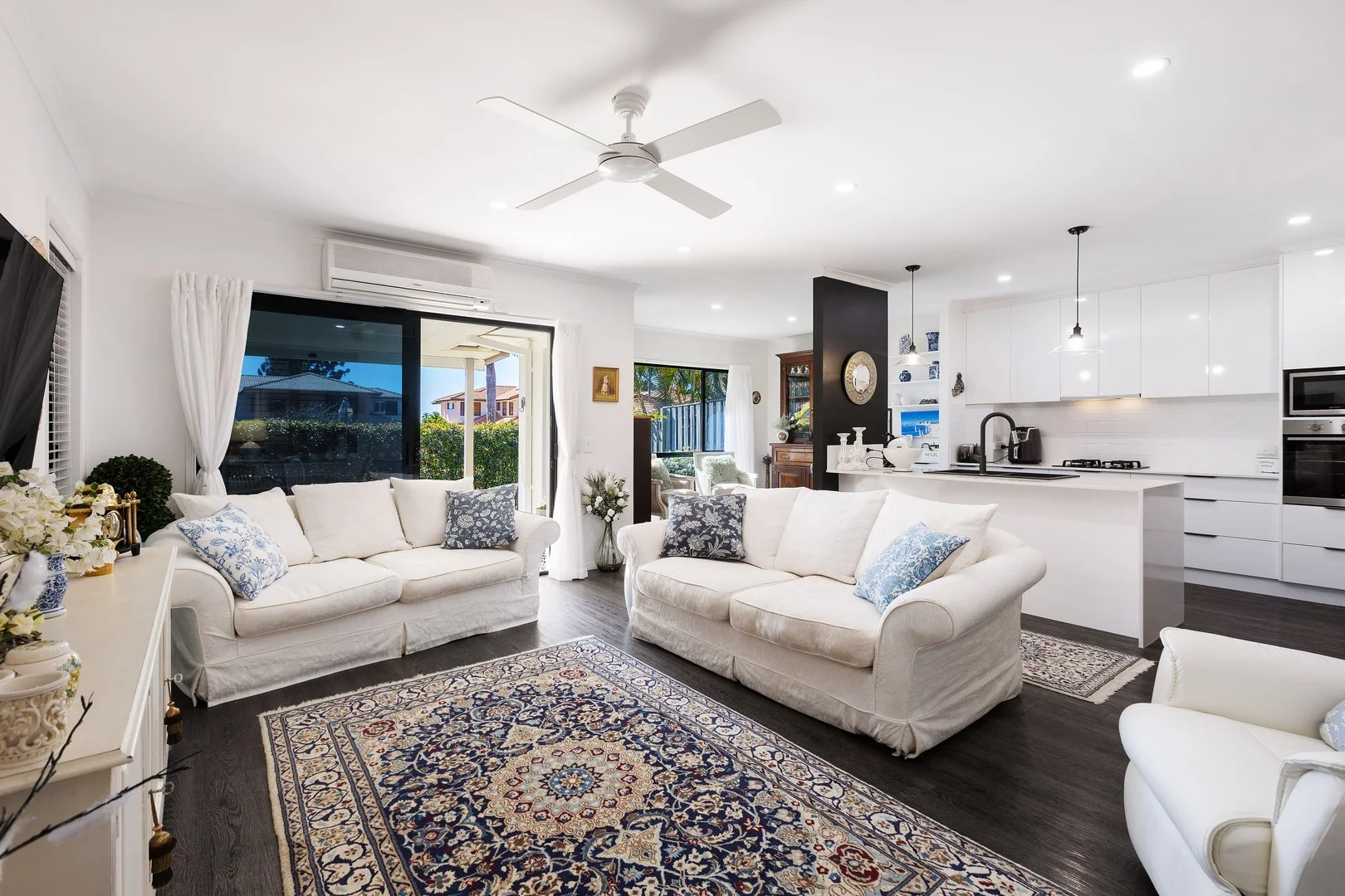 30/136 Palm Meadows Drive, Carrara QLD 4211