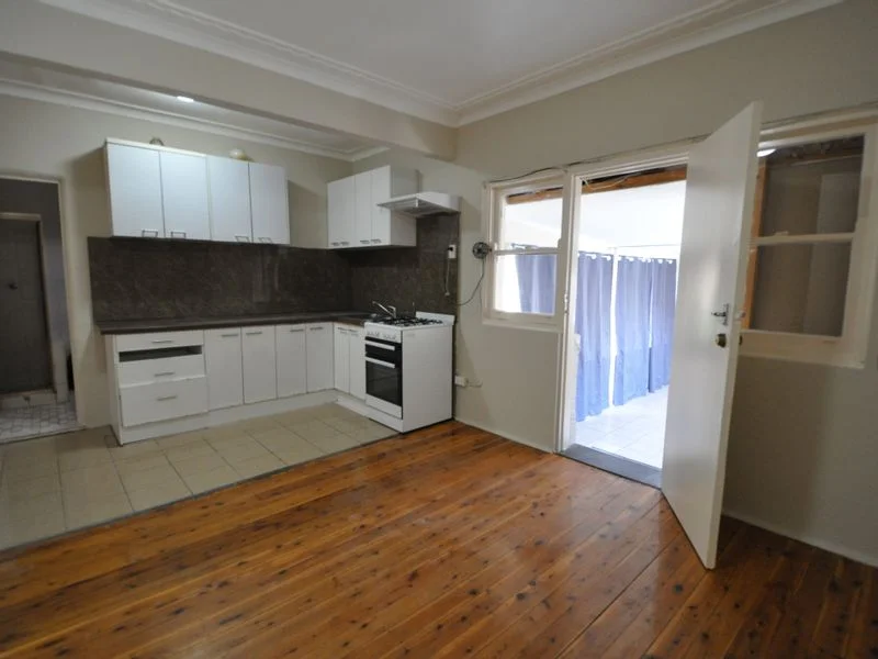 2/497 Wentworth Avenue, Toongabbie NSW 2146
