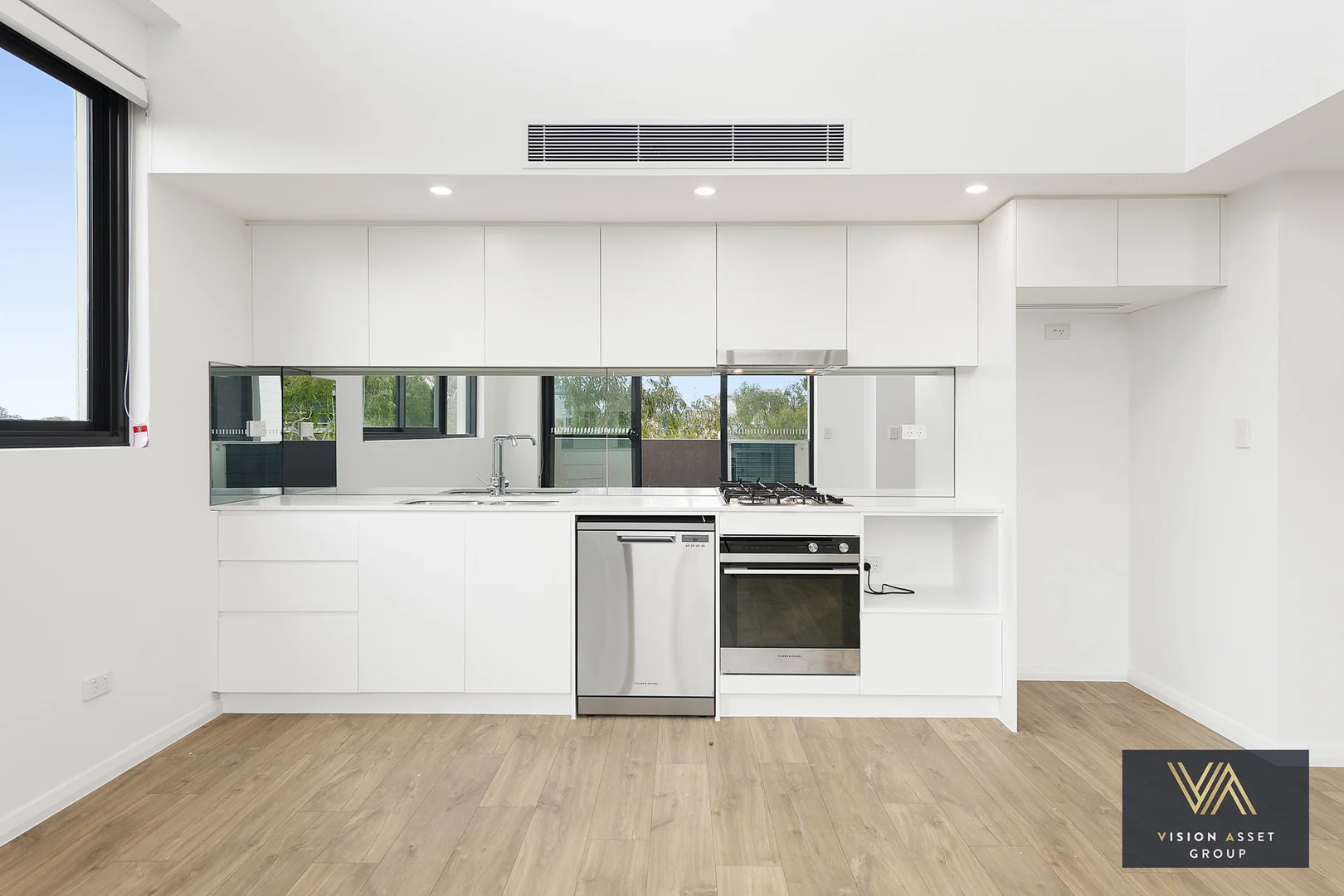 Additional image 3 of 515/10-14 Carinya st, Blacktown NSW 2148