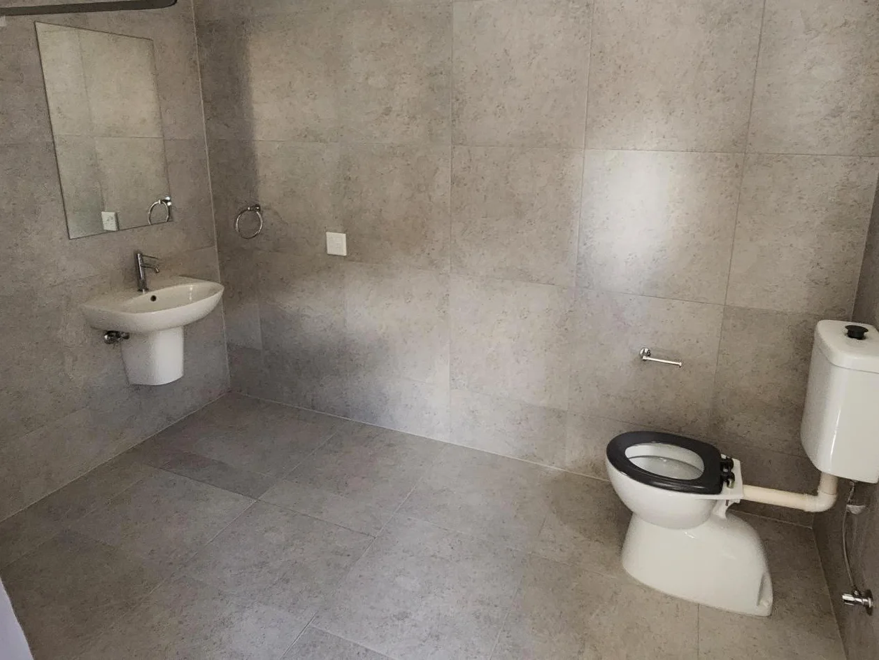 12 Brocton Road, Manor Lakes VIC 3024